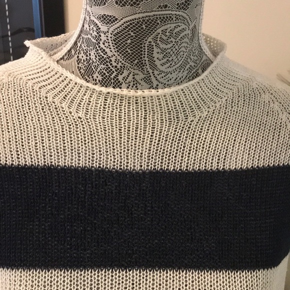 Very cute sweater - Picture 2 of 5